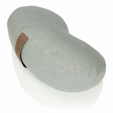 Jasnoszara poduszka do medytacji w kształcie fasolki, wykonana z lnianej tkaniny, z brązowym uchwytem z boku.